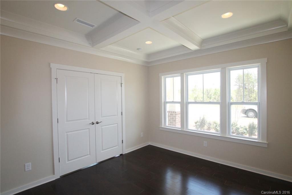 Lake Ridge - Residential