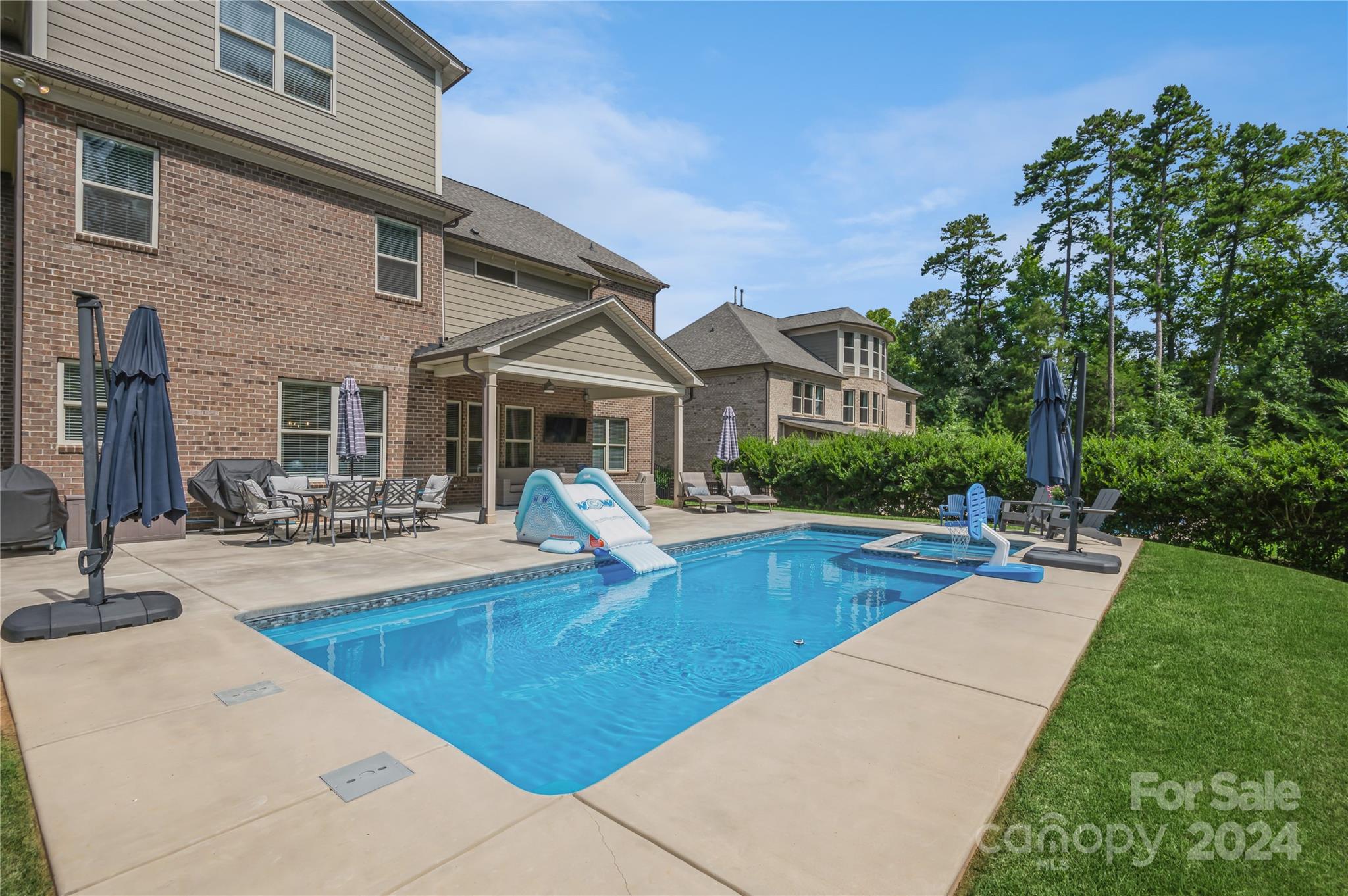 Estates at Audubon Lake - Residential