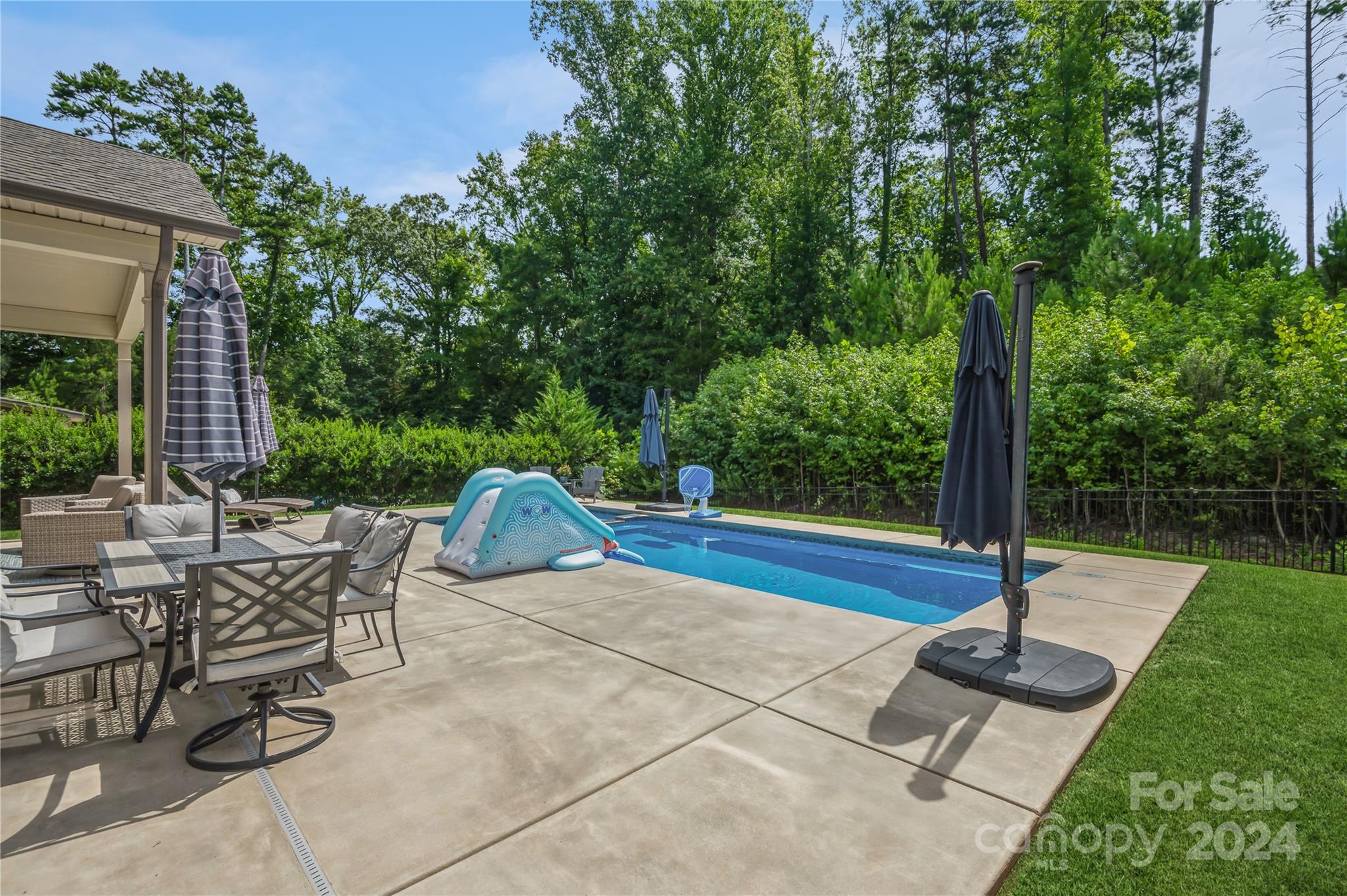 Estates at Audubon Lake - Residential