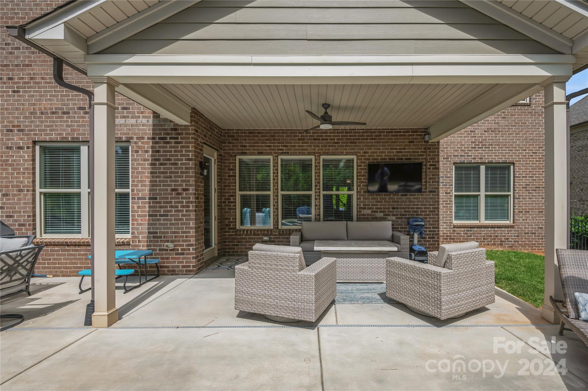 Estates at Audubon Lake - Residential