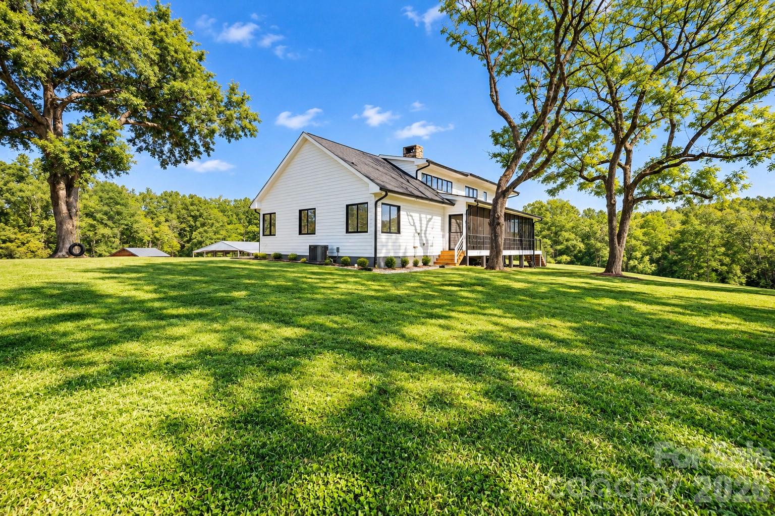 608 Robinson Creek Road