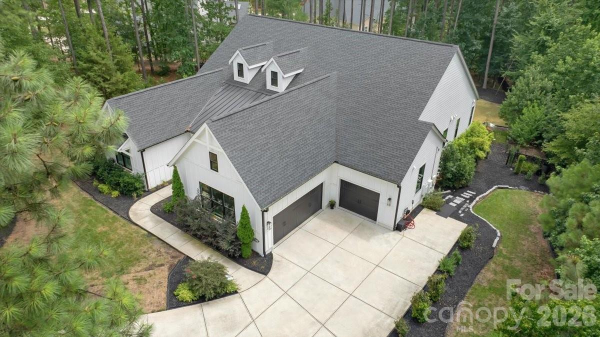 6321 Chimney Bluff Road