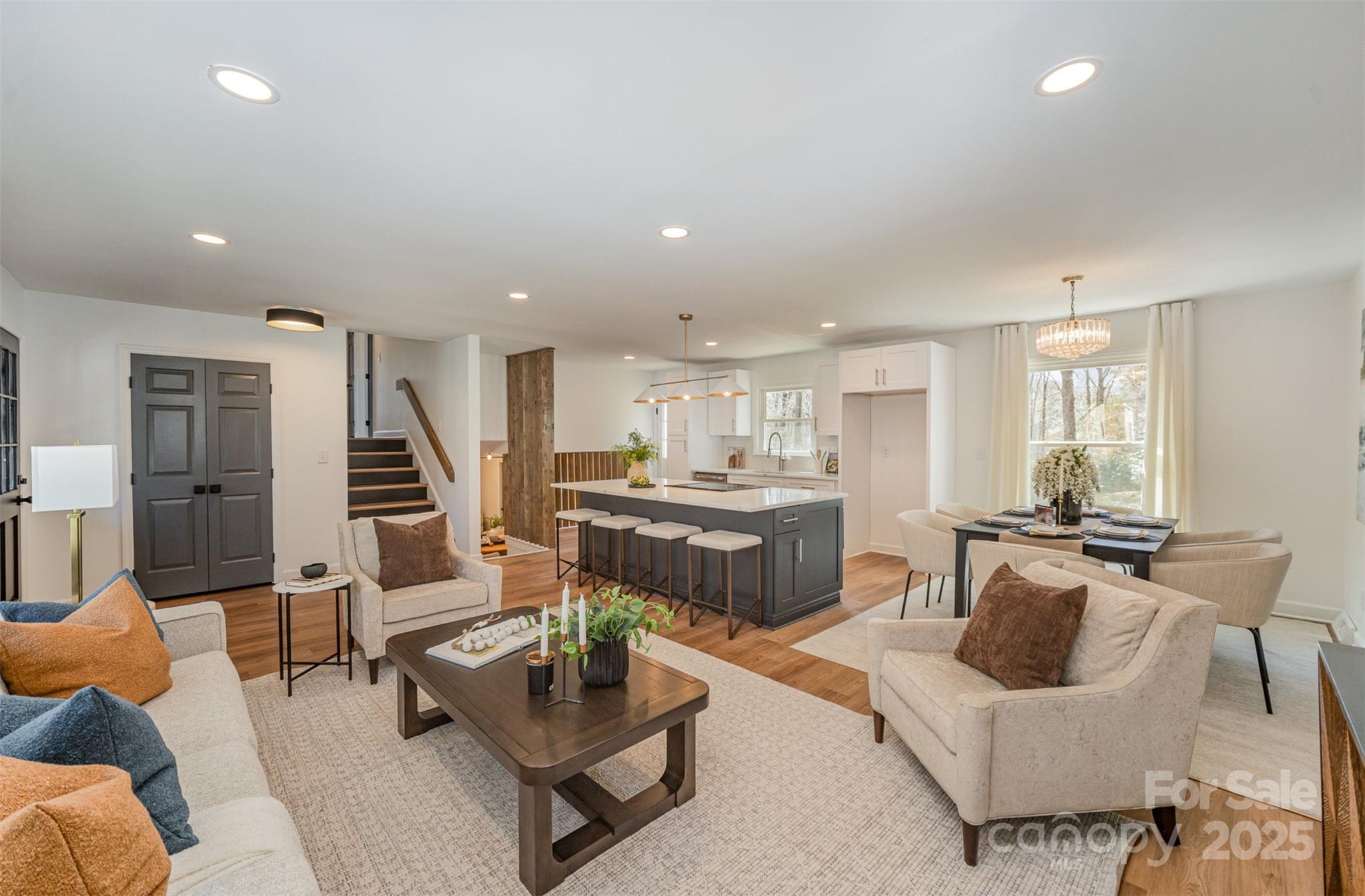 8025 Cliffside Drive