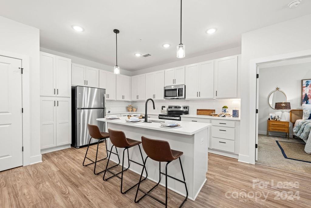 Mooresville, North Carolina 28117, United States, 1 Bedroom Bedrooms, ,1 BathroomBathrooms,Residential,Active,53006