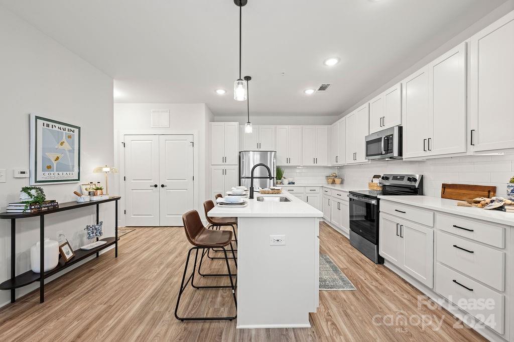 Mooresville, North Carolina 28117, United States, 1 Bedroom Bedrooms, ,1 BathroomBathrooms,Residential,Active,53006