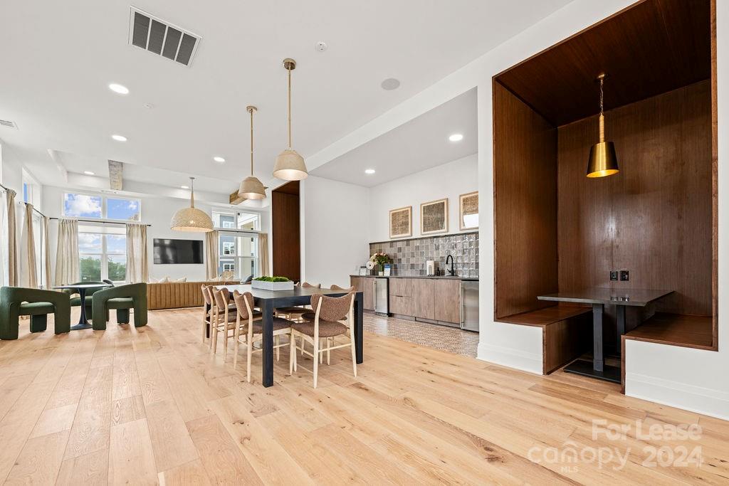 Mooresville, North Carolina 28117, United States, 1 Bedroom Bedrooms, ,1 BathroomBathrooms,Residential,Active,53006