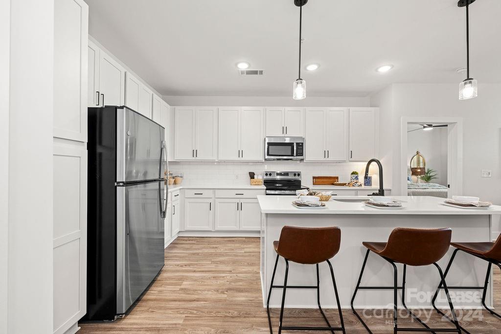 Mooresville, North Carolina 28117, United States, 1 Bedroom Bedrooms, ,1 BathroomBathrooms,Residential,Active,53006