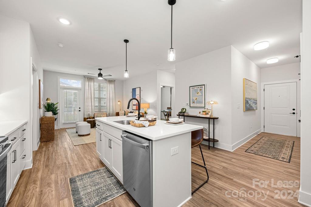 Mooresville, North Carolina 28117, United States, 1 Bedroom Bedrooms, ,1 BathroomBathrooms,Residential,Active,53006