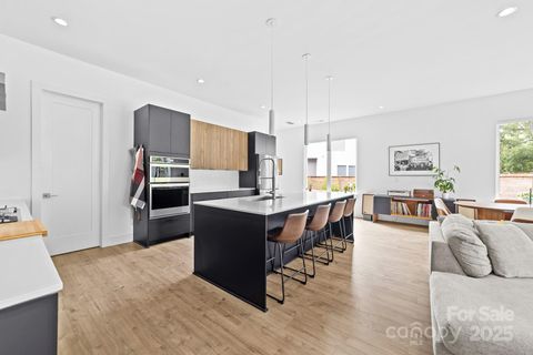 102 Mattoon Street Charlotte NC 28216