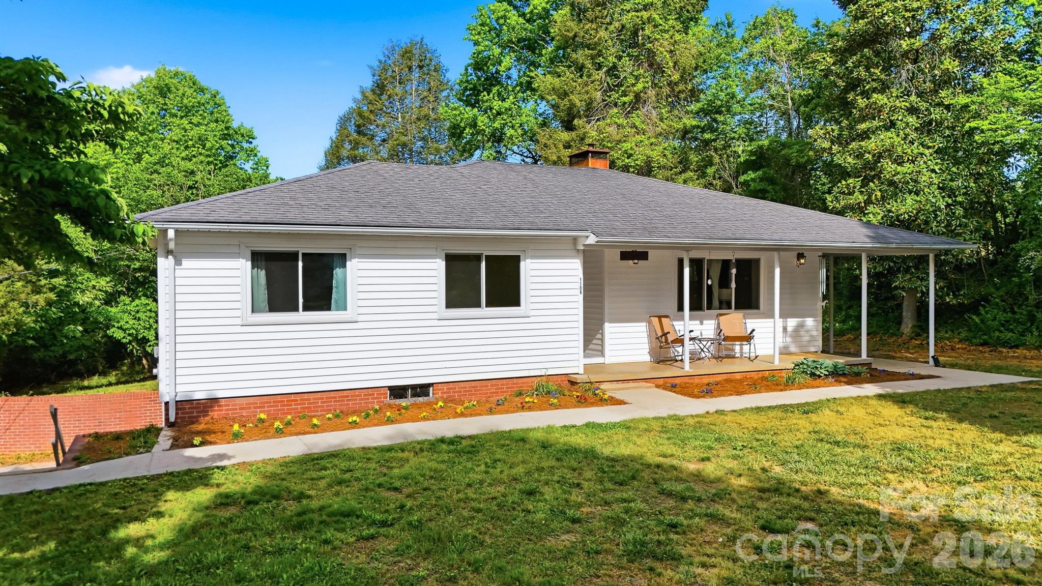 1108 Delwood Drive SW