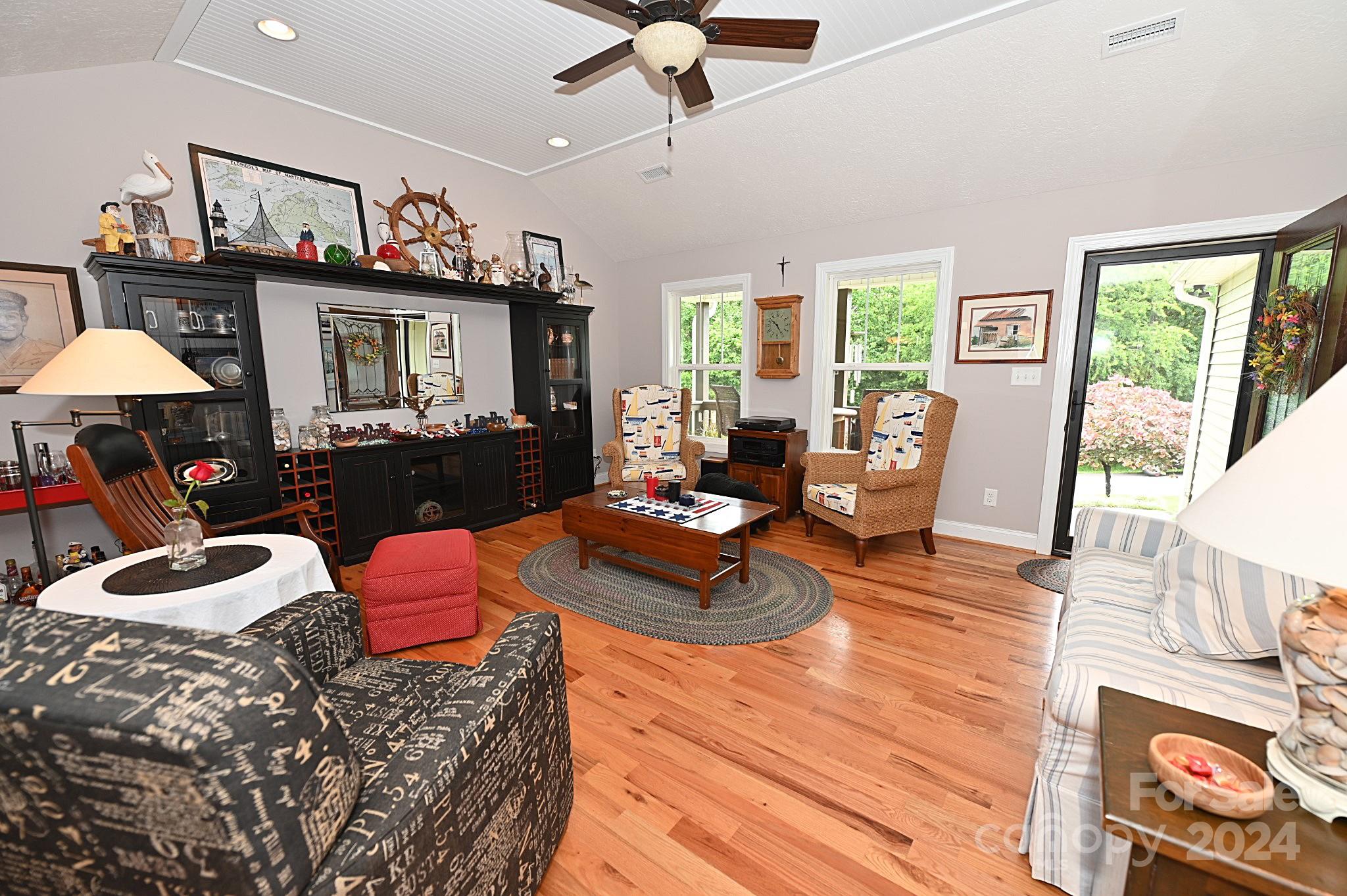 Stonegate Farms - Residential