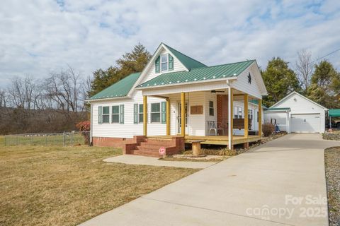 4039 Hartland Road Lenoir NC 28645