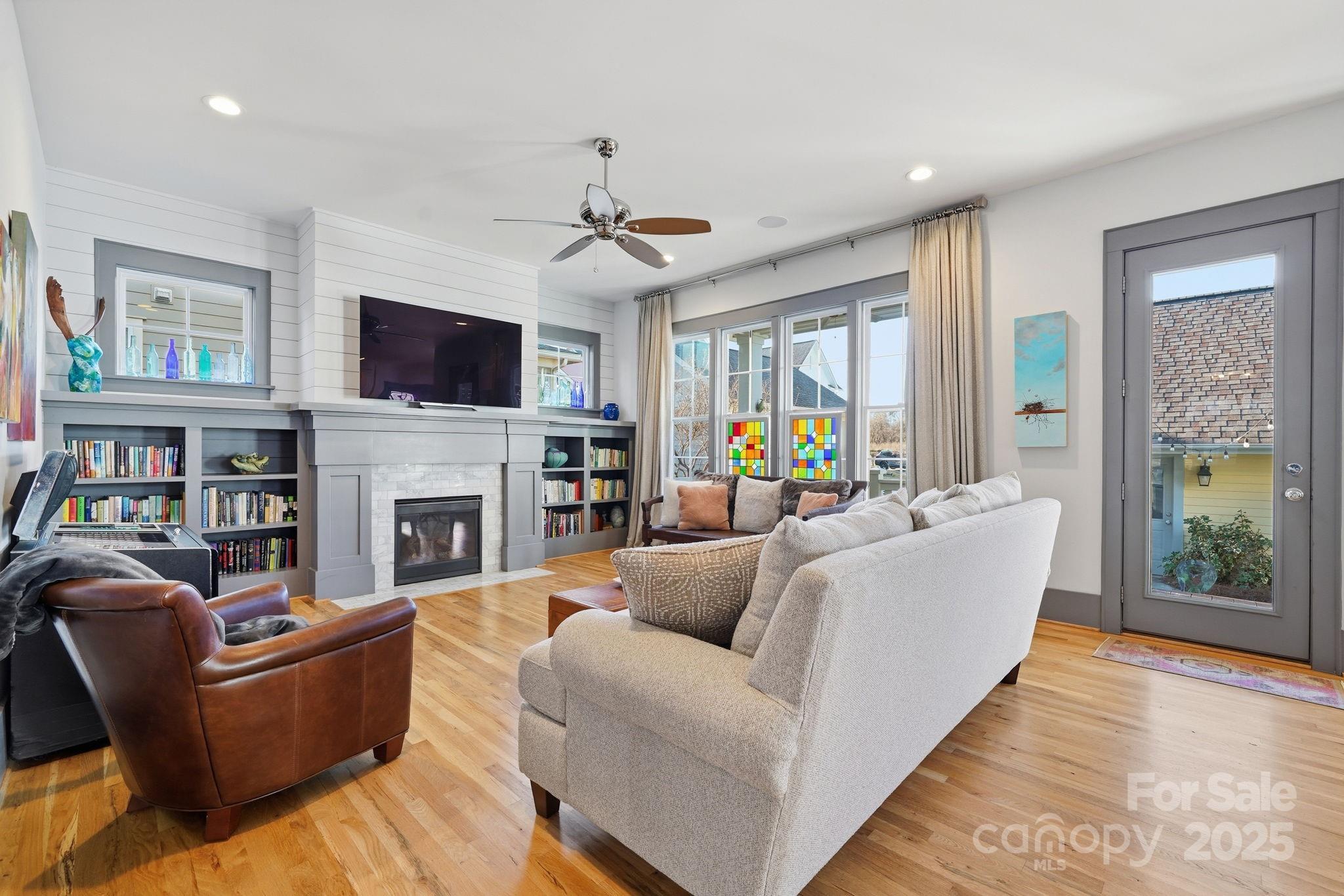 Riverwalk - Residential