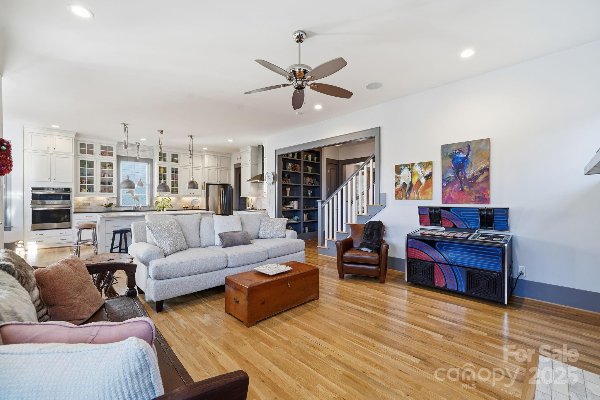 Riverwalk - Residential