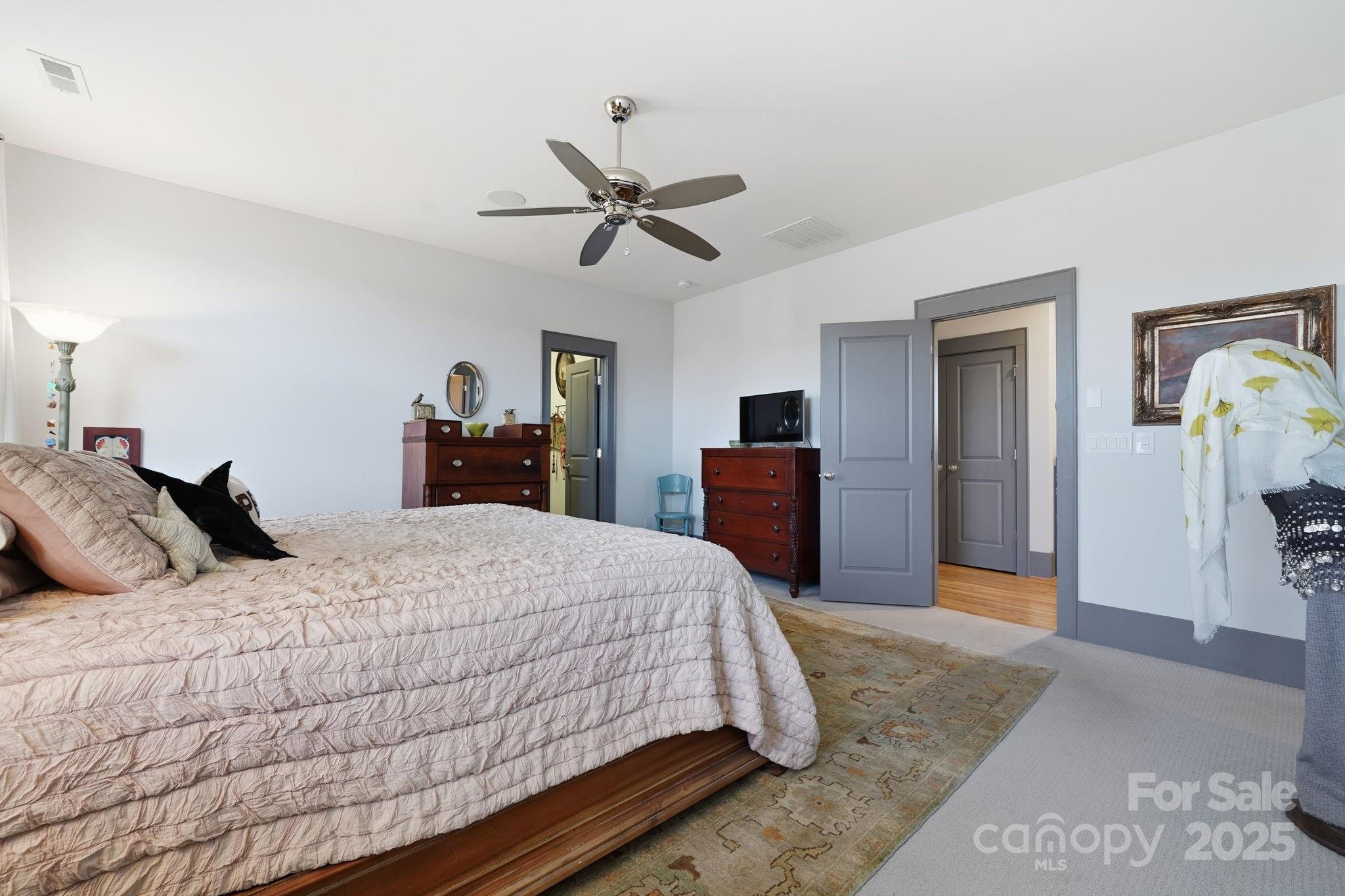 Riverwalk - Residential