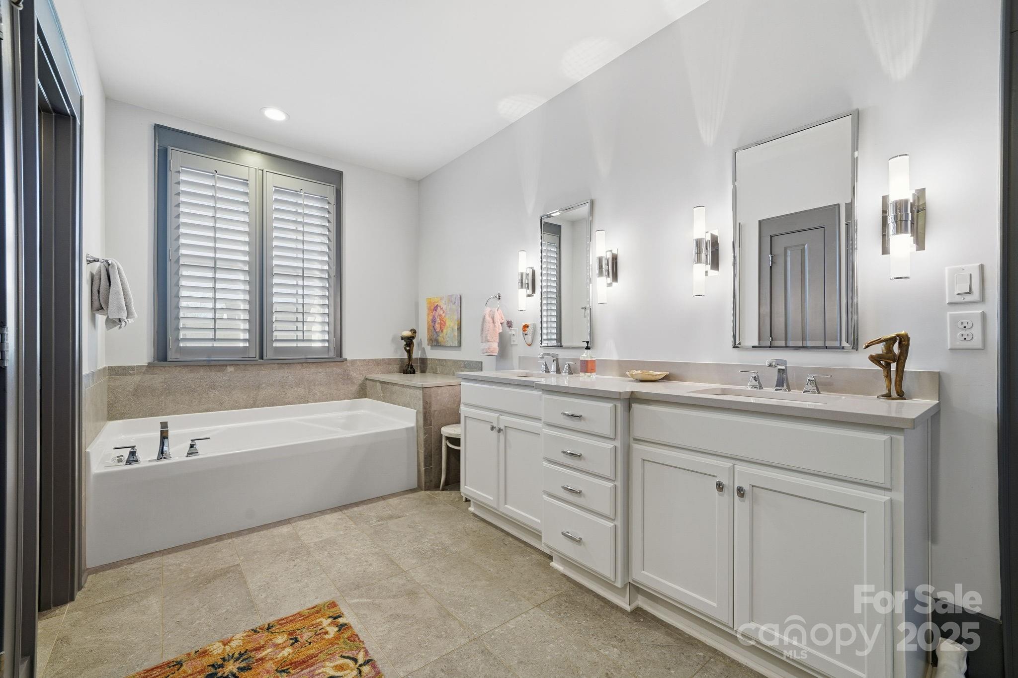 Riverwalk - Residential