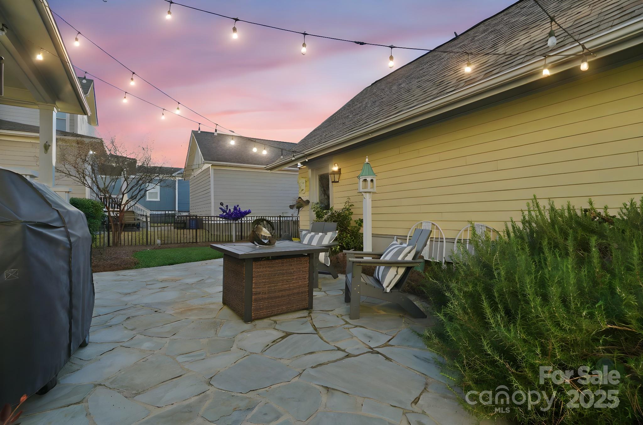 Riverwalk - Residential