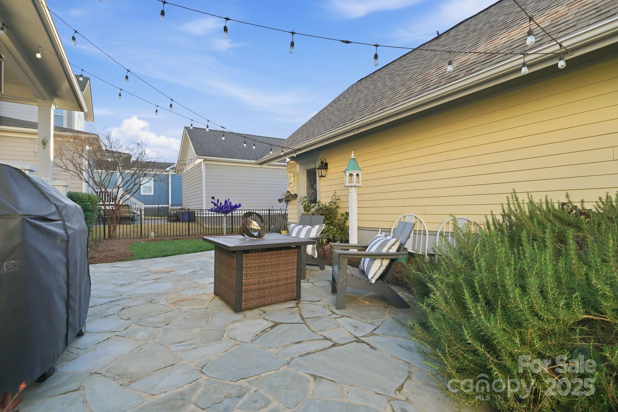 Riverwalk - Residential