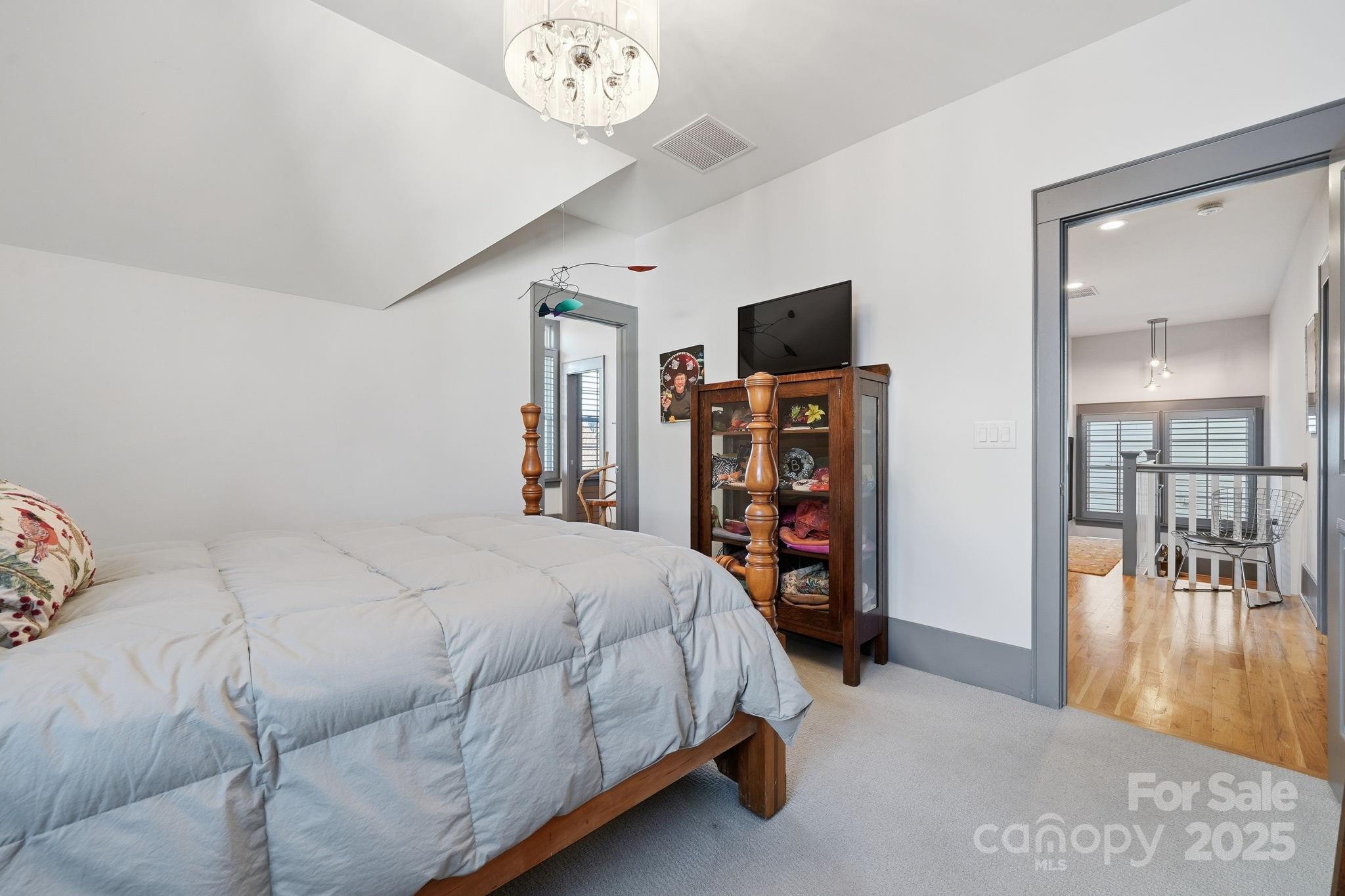 Riverwalk - Residential