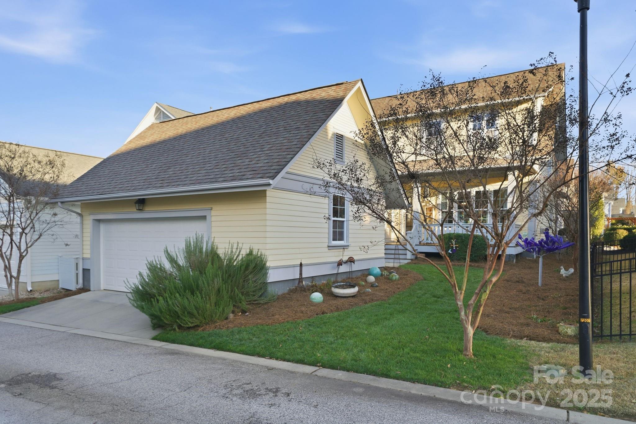 Riverwalk - Residential