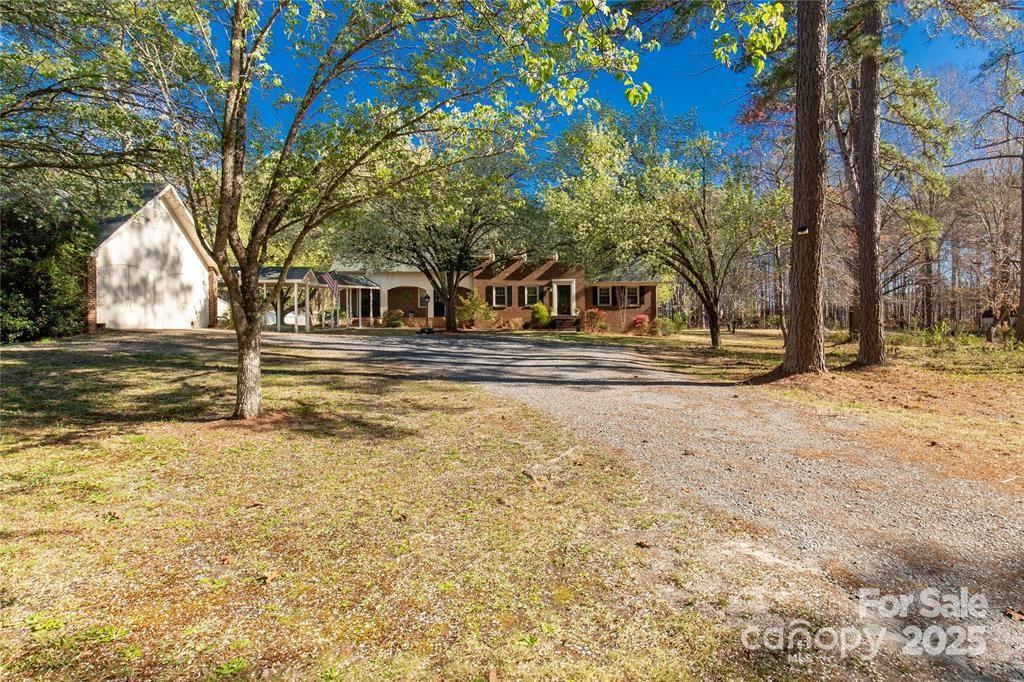 1774 Highway 55 Highway E