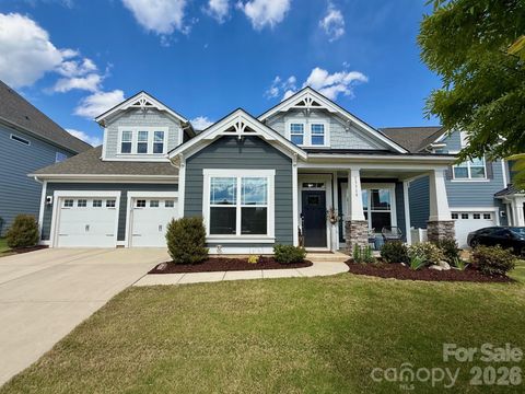 Photo of 13319 Mcguffy Drive, Huntersville, NC 28078 (MLS # 4371807)