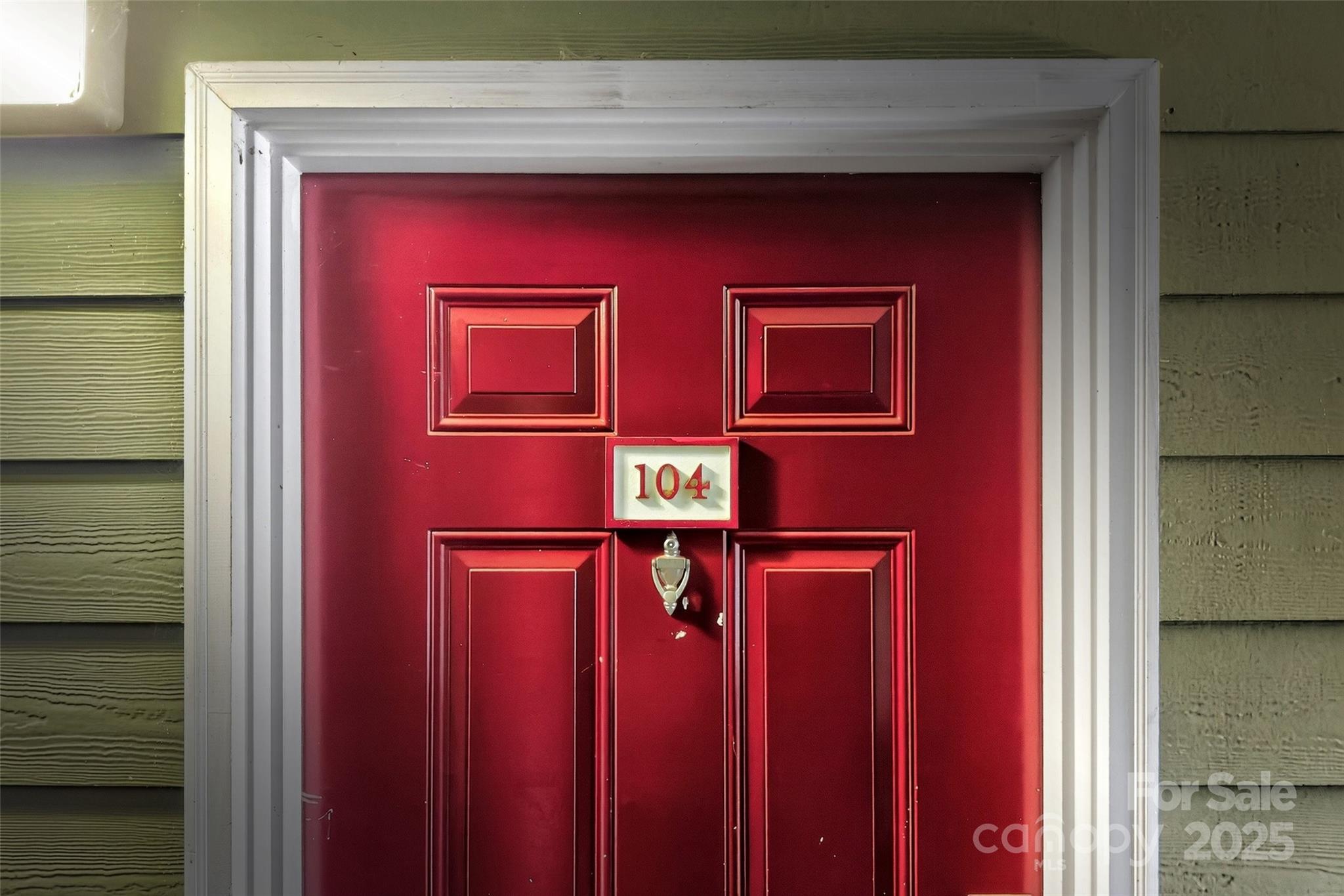 2000 Olde Eastwood Village Boulevard 104