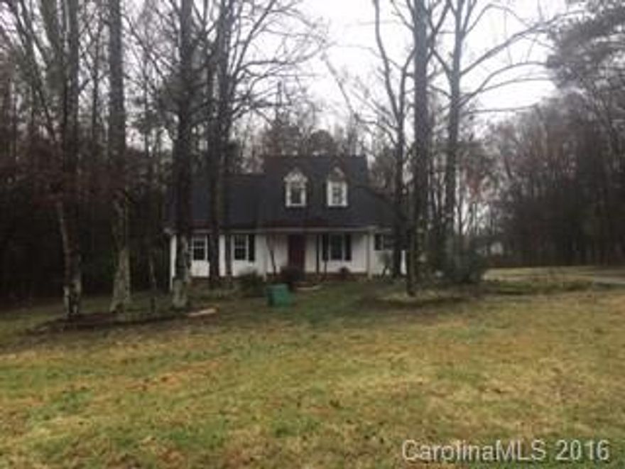 Adorable!  3 bedroom 2 1/2 bath home with master down located on a secluded 1.40 acre lot!  Did I mention that it is close to everything!  Minutes from the mall and I-77, this property features a bonus room that can easily be used for a 4th bedroom, rocking chair front porch, large rear deck for entertaining and an established yard!