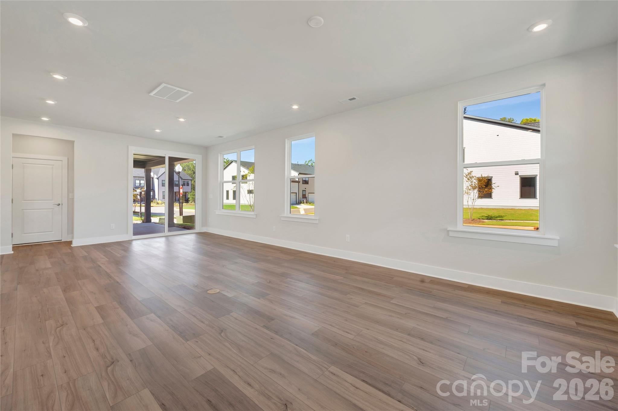 75 Seven Oaks Landing