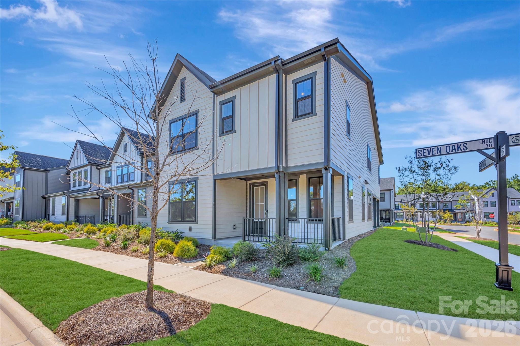 75 Seven Oaks Landing