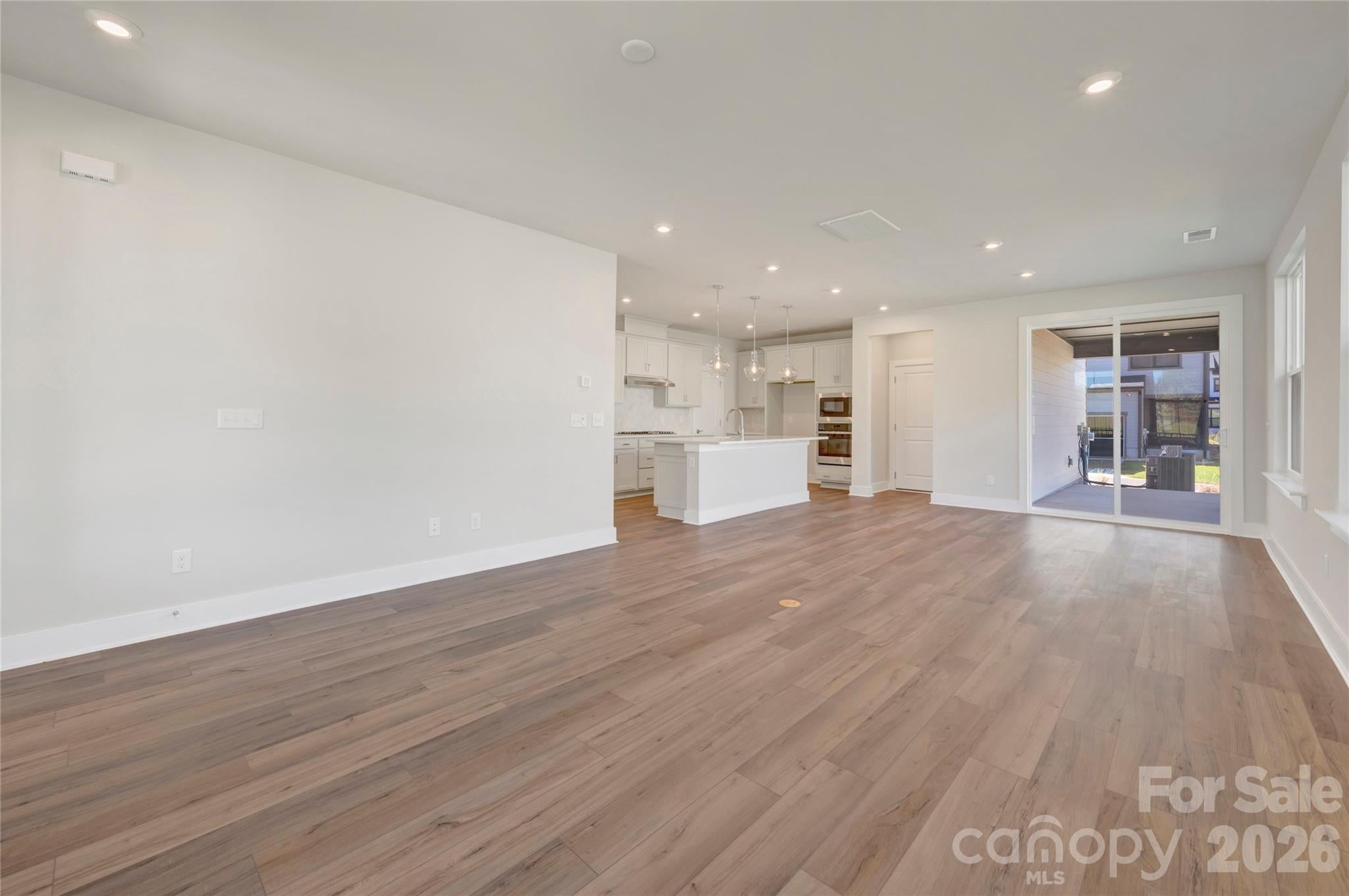 75 Seven Oaks Landing