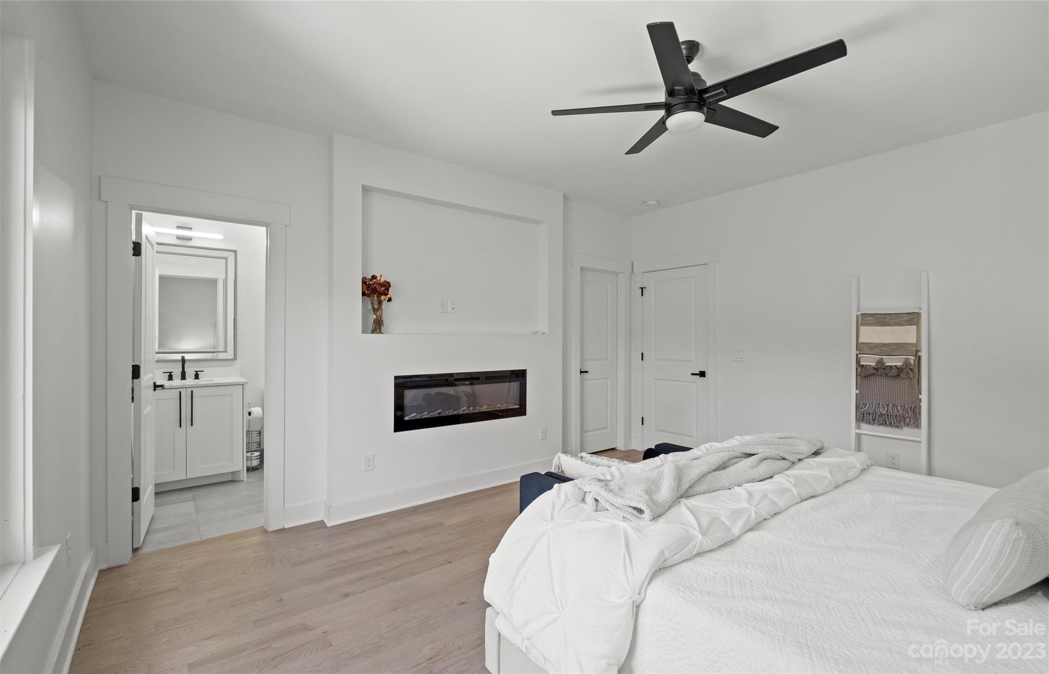 Woodleaf - Residential