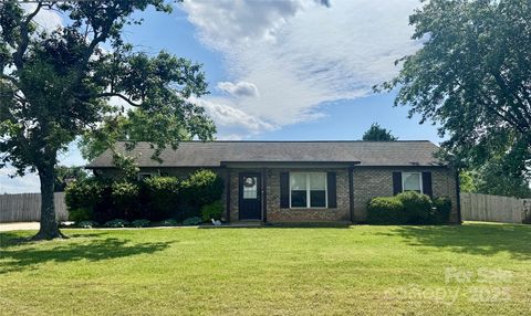 133 Pheasant Run Road Troutman NC 28166