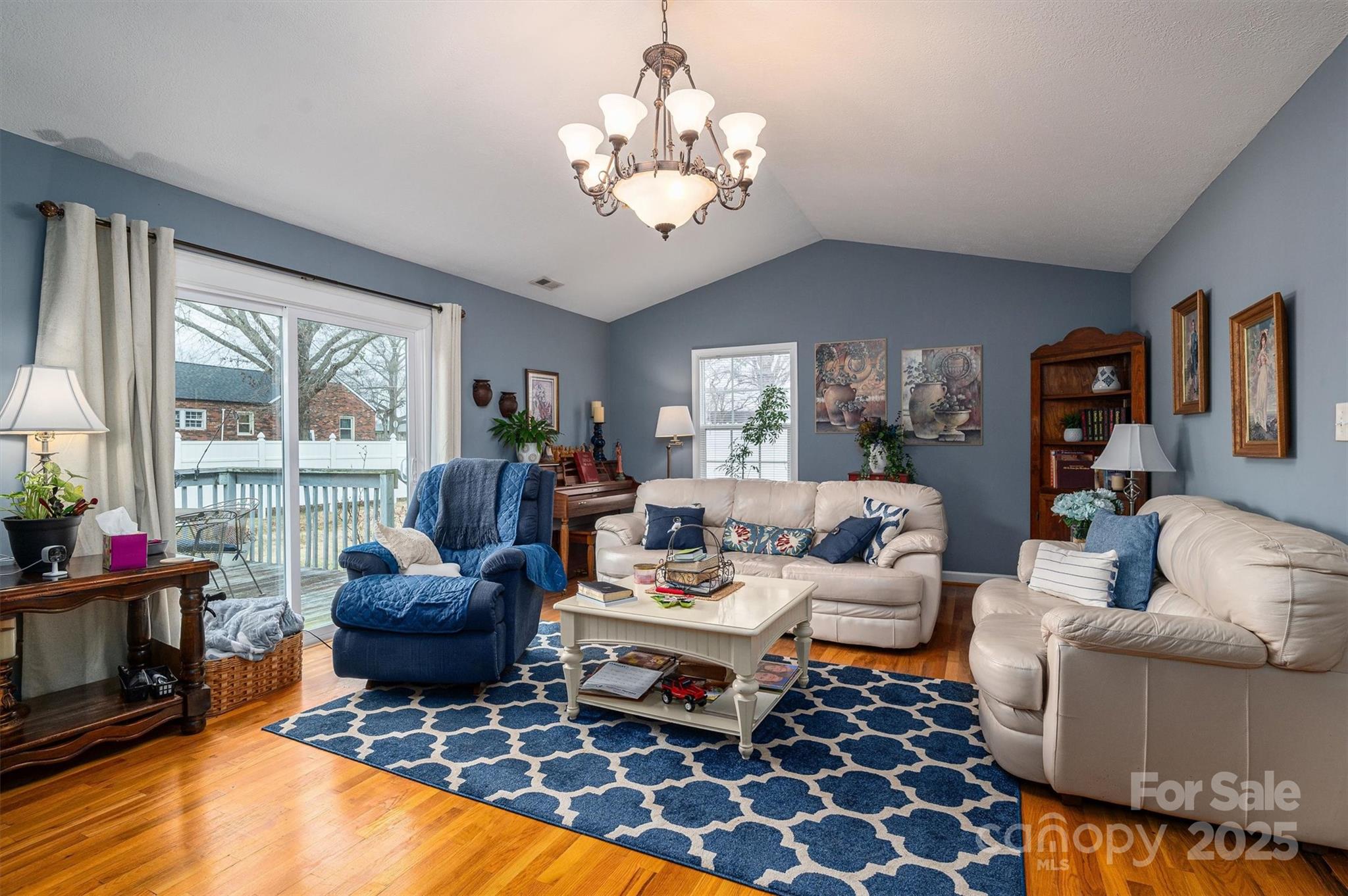 Rachels Vineyard - Residential