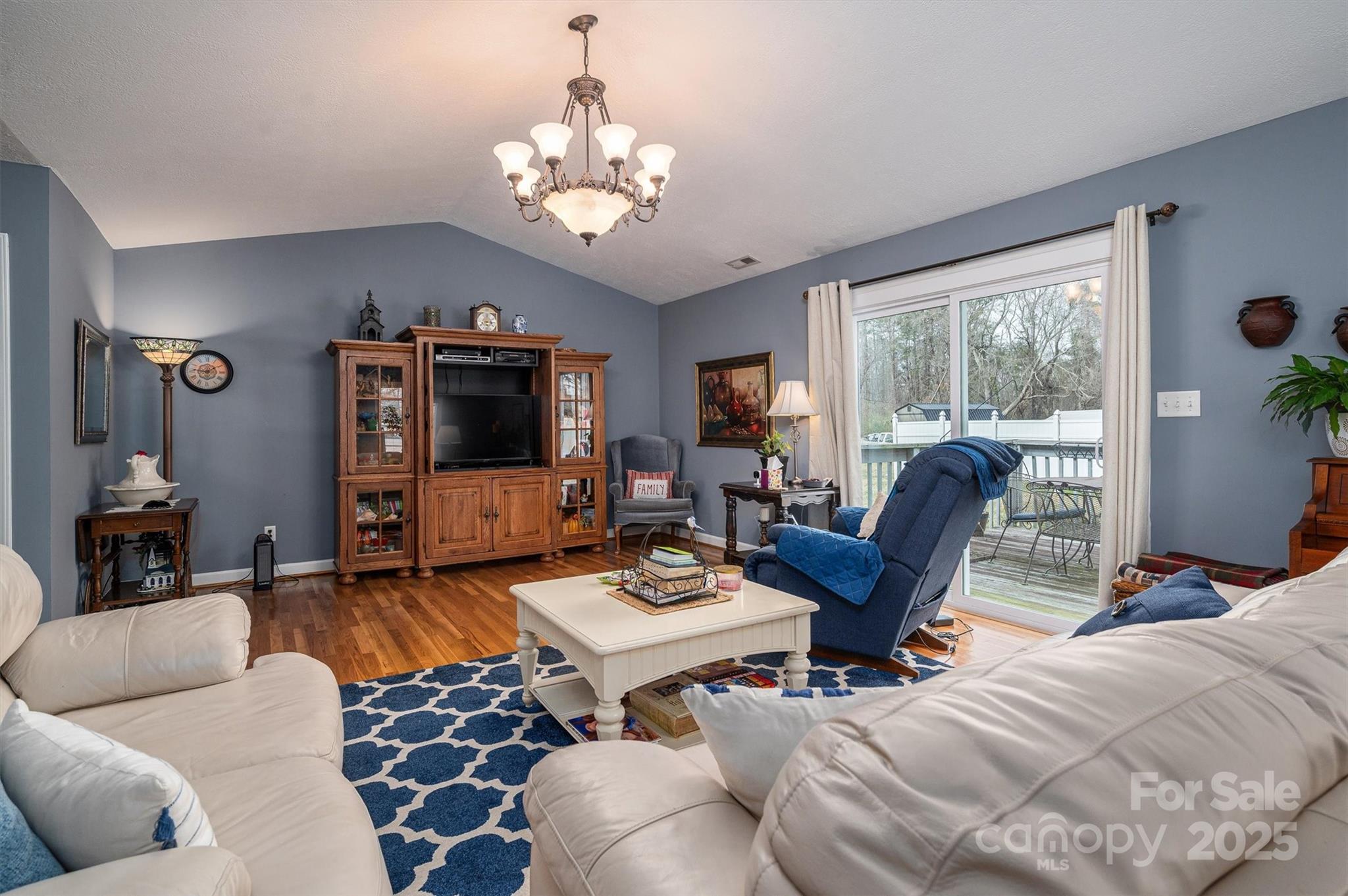 Rachels Vineyard - Residential