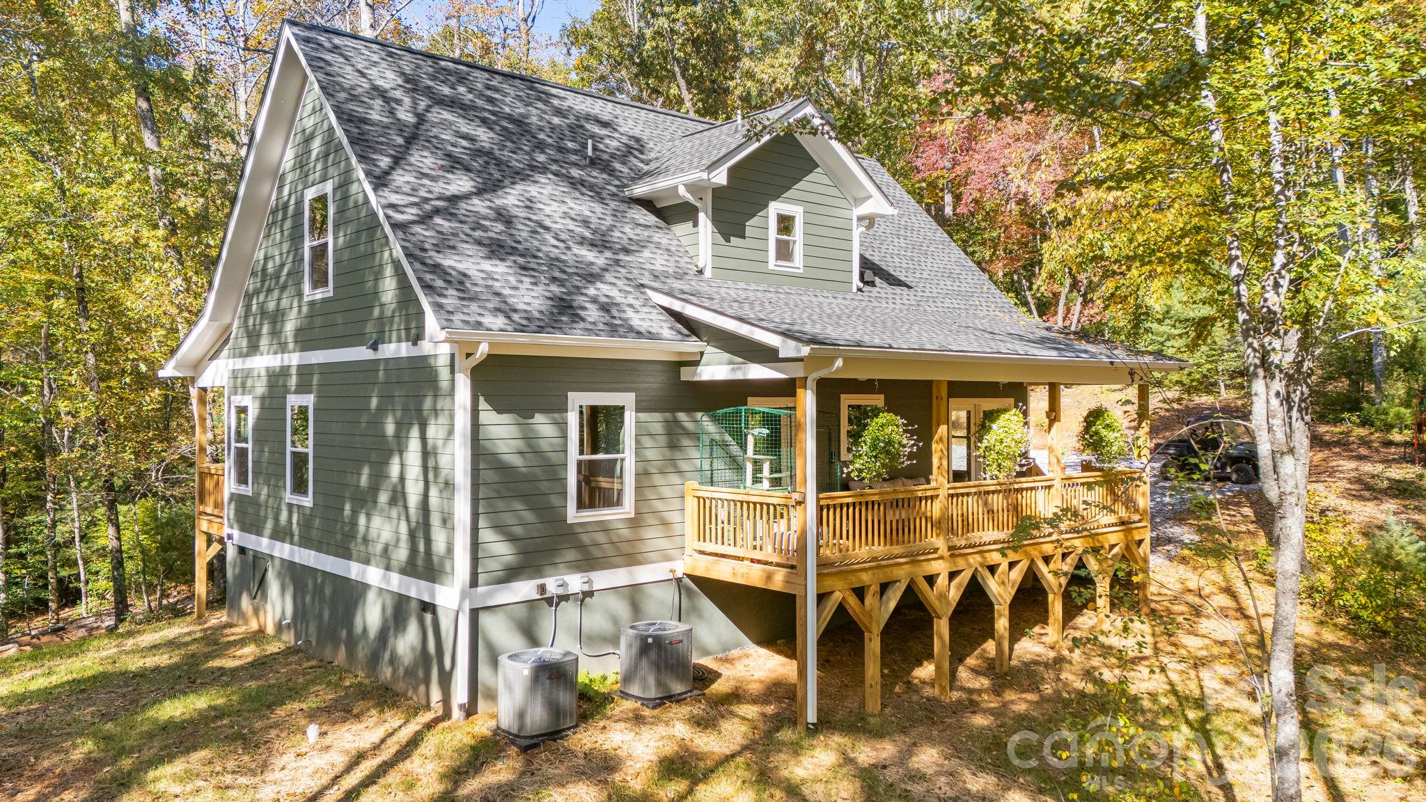 203 Sawyer Lane