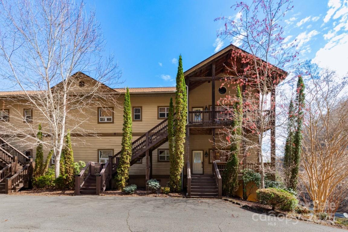 295 Sawgrass Drive