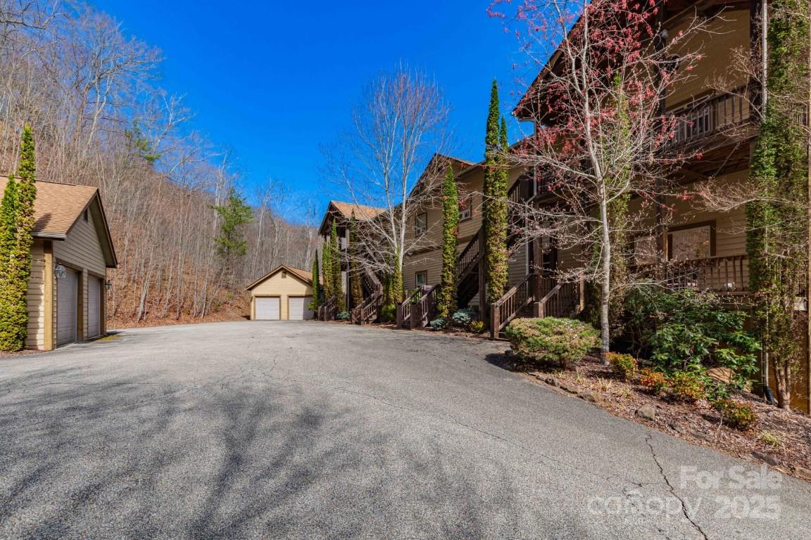 295 Sawgrass Drive