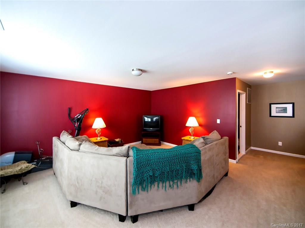 Oaks at Clover - Residential