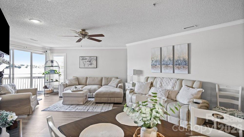 Emerald Bay - Residential