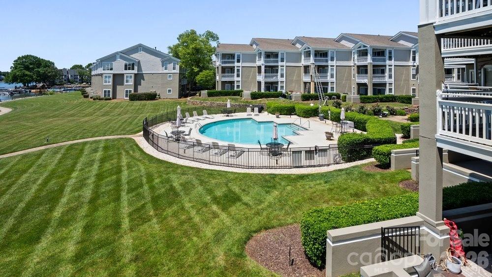 Emerald Bay - Residential