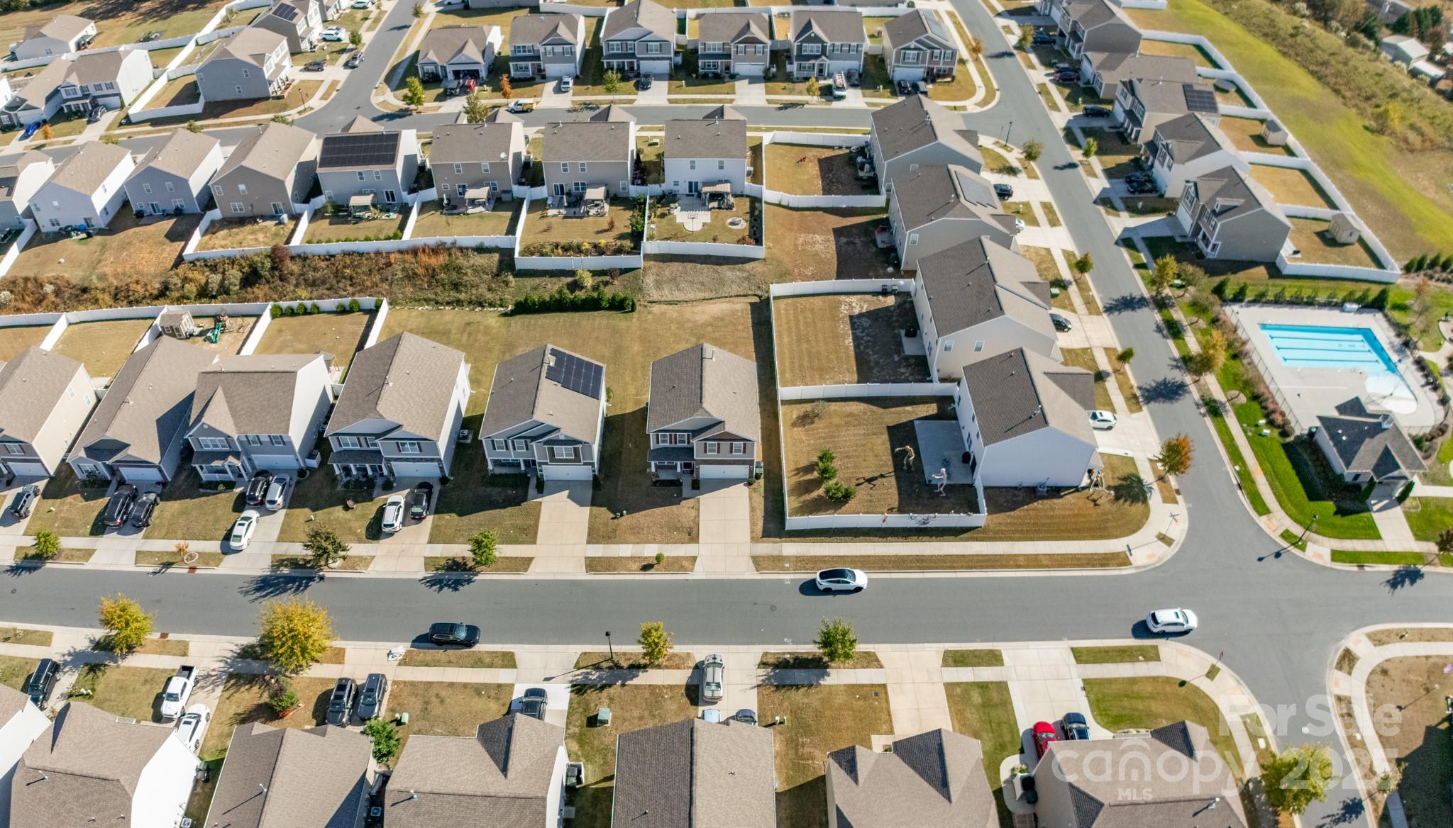 1239 Kent Downs Avenue SW