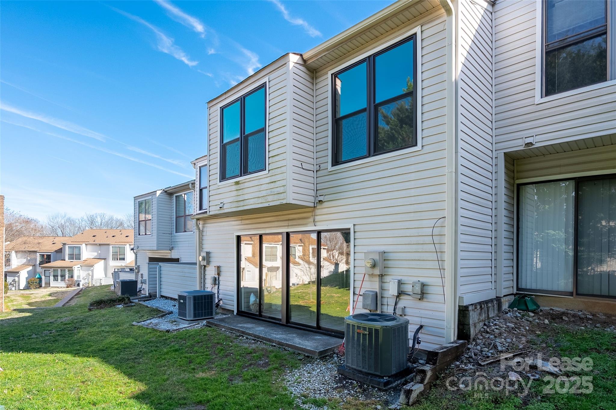 Carmel Crossing - Residential Lease