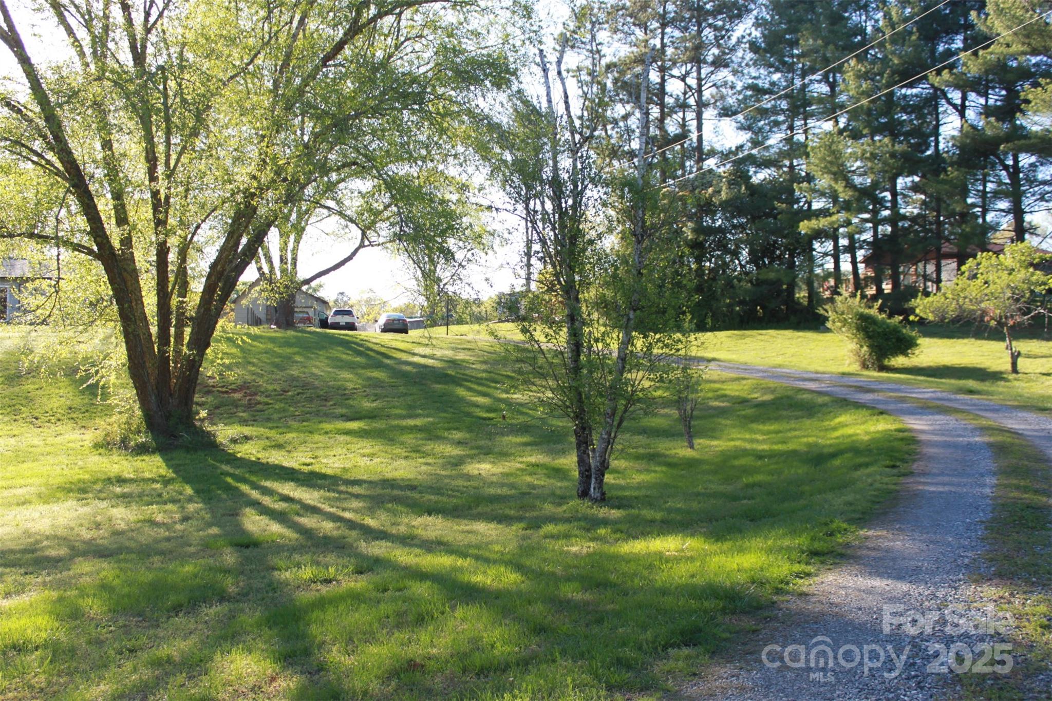415 Right Prong Road