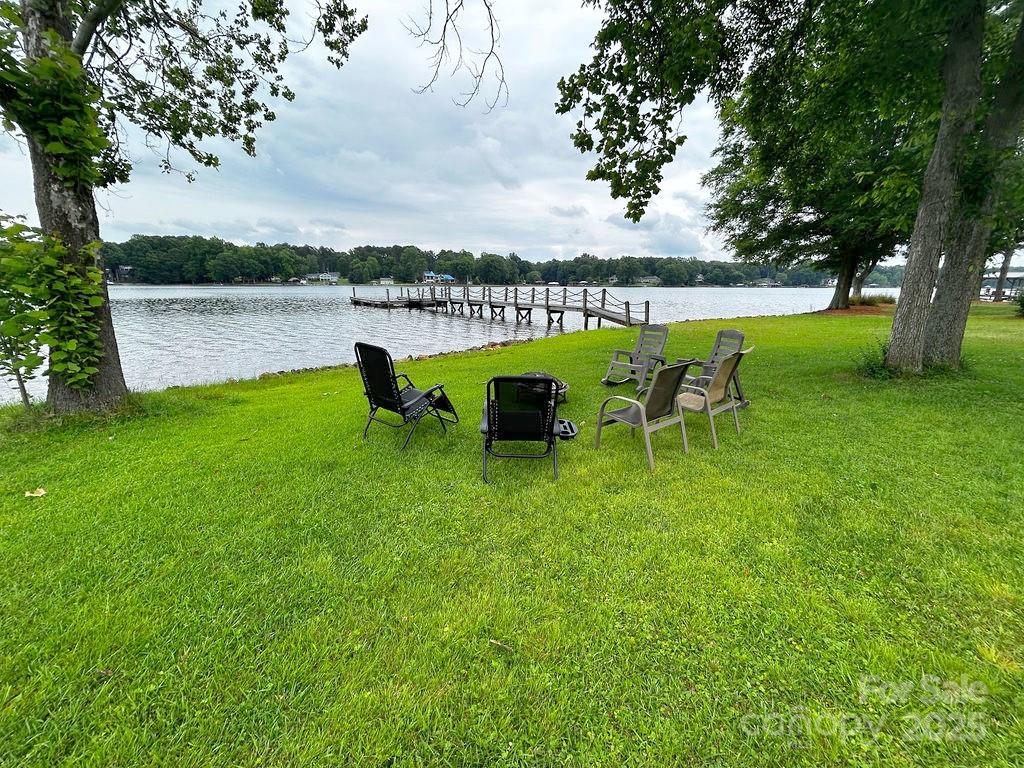 4574 Ivy Run Lane