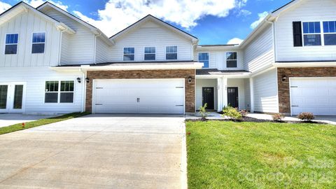 124 Sugg Trail Weaverville NC 28787