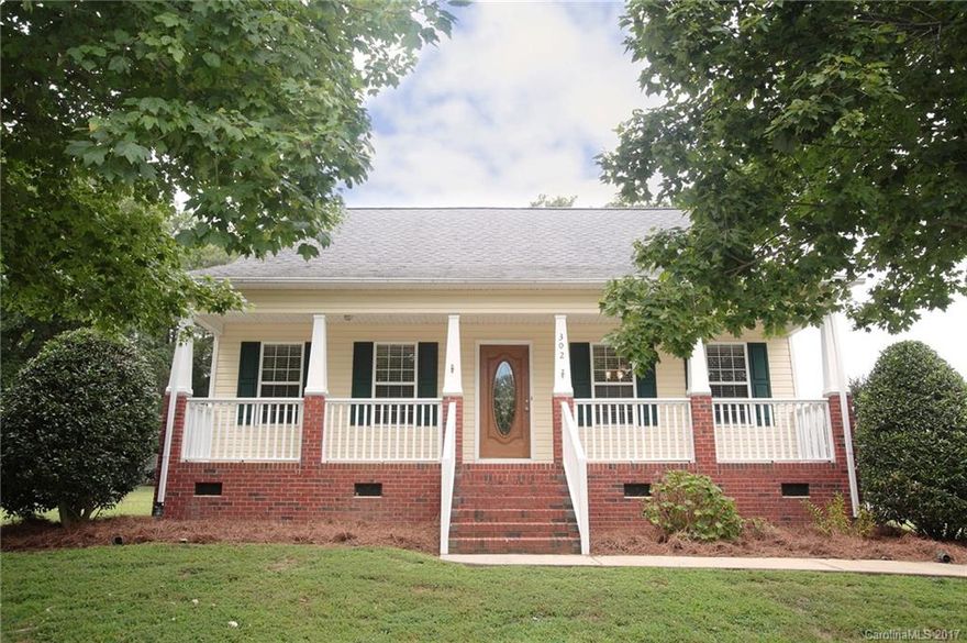 Dreaming about a move in ready home with master bedroom on the main floor? Look no further! This freshly painted 1.5 story home complete with a fireplace and hardwoods on the main floor is on a quiet corner cul-de-sac lot with a storage garage in the backyard. The homeowner's even installed brand new carpet for you on the second floor! An added bonus, this non-HOA community is just minutes from Lake Wylie.