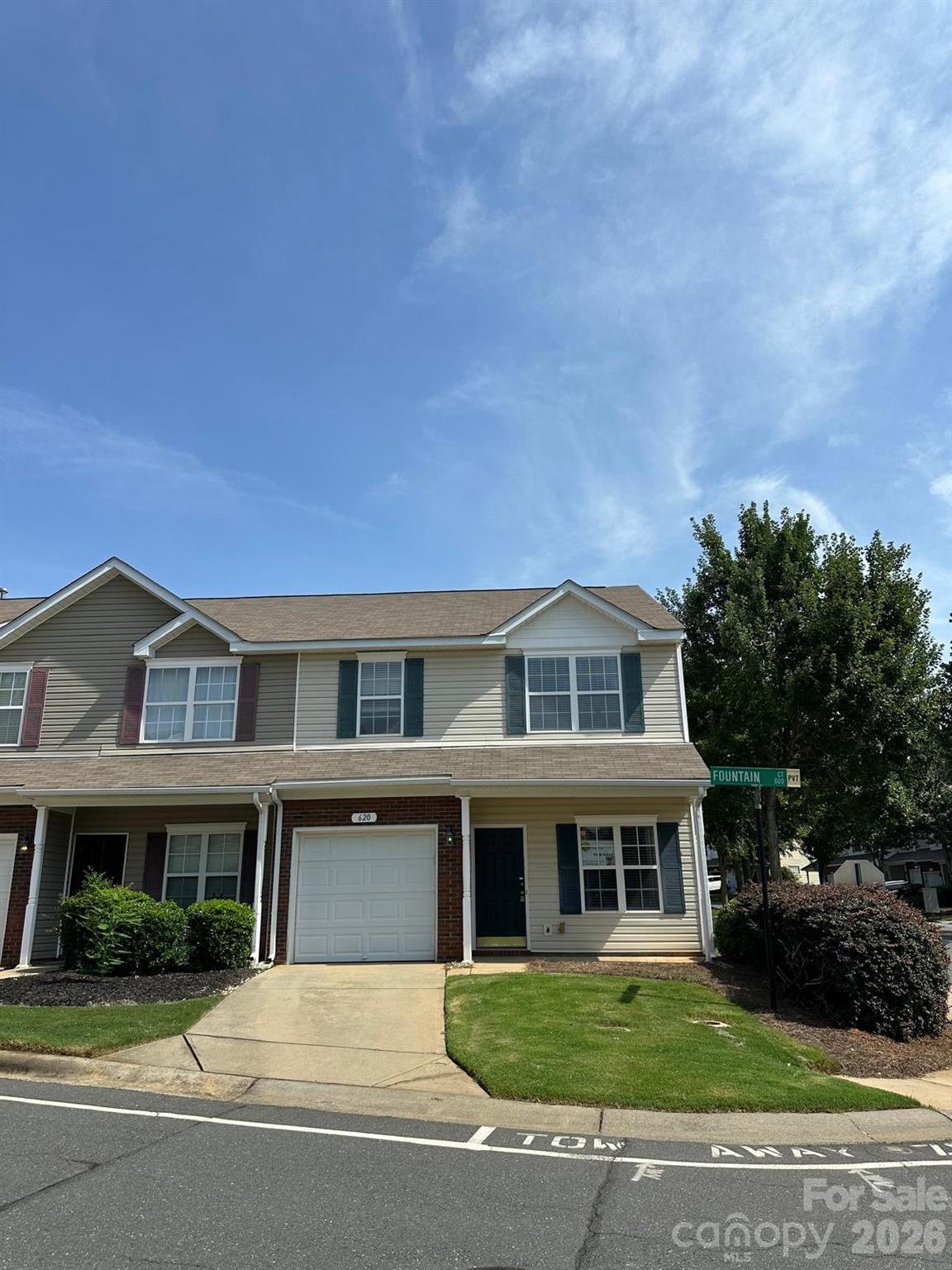 620 Fountain Court