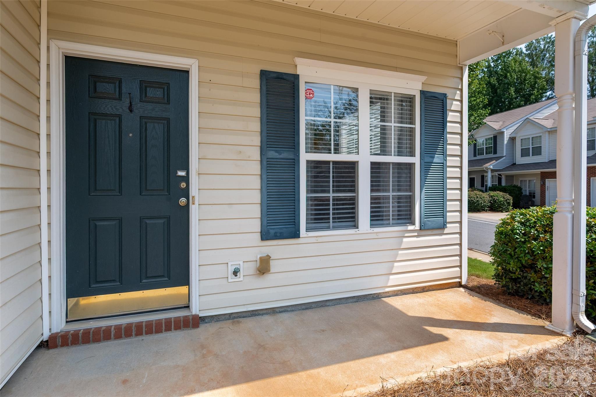620 Fountain Court