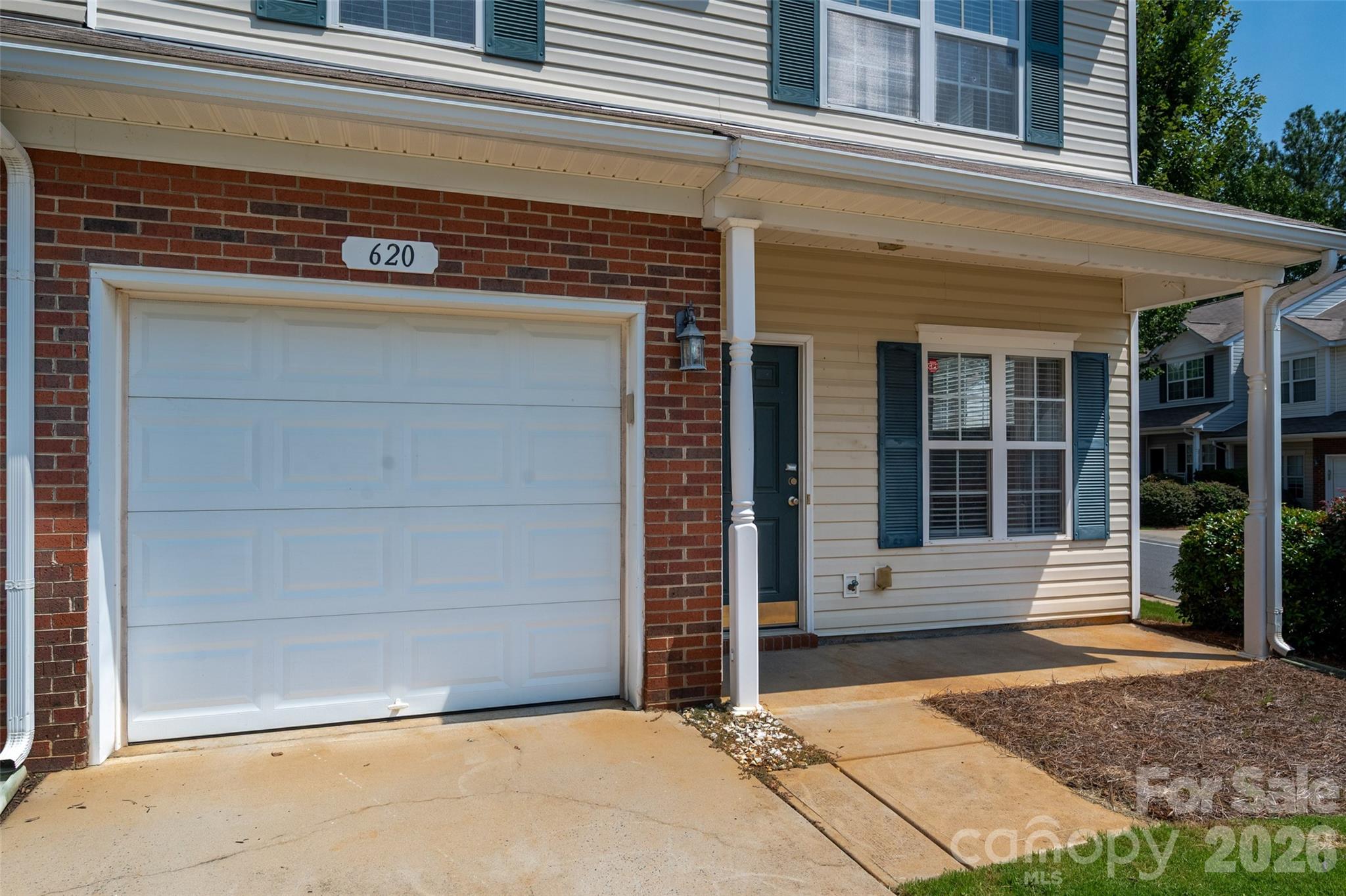620 Fountain Court